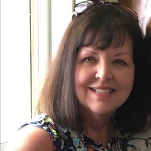 Meet your Posher, Jackie